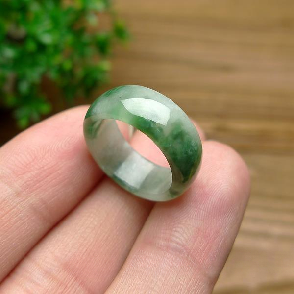 Wedding Yes - Pierścionek z zielonego jadeitu naturalny kamień